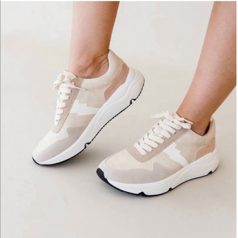 *SOLD* White Raven Pamela Sneakers